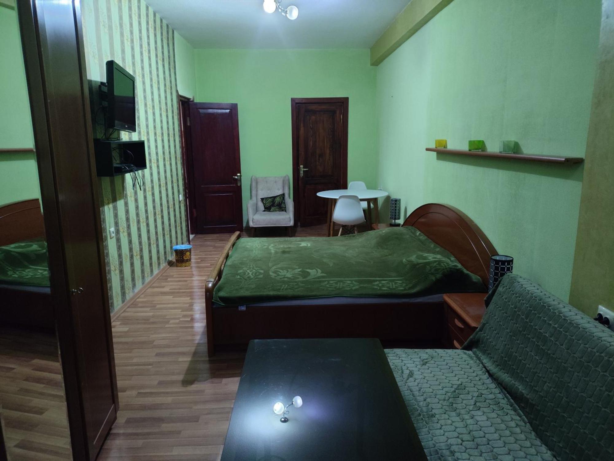 Niko'S Apartments On Shartava Street Tbilisi Exterior foto